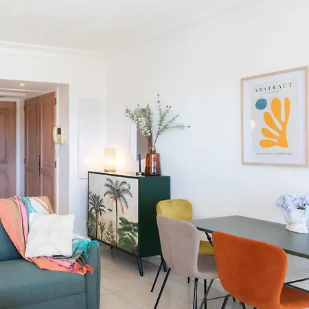 A13 - Staywiz Us -1 Bdr Garden Floor Fontonne - Ac, Pool&parking Appartement *