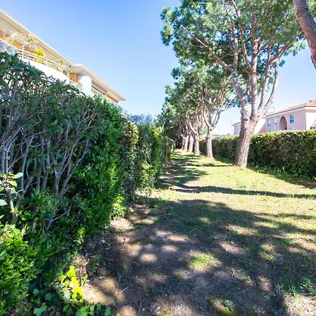 Apartment A13 - 1 Bdr Garden Floor Fontonne - Ac, Pool & Parking *
